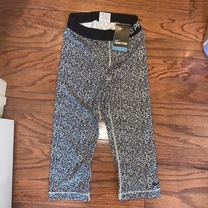 Nike Pro Capris